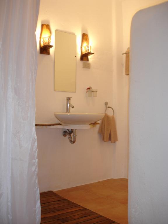 Artista Beach Villa Balabag  Rom bilde