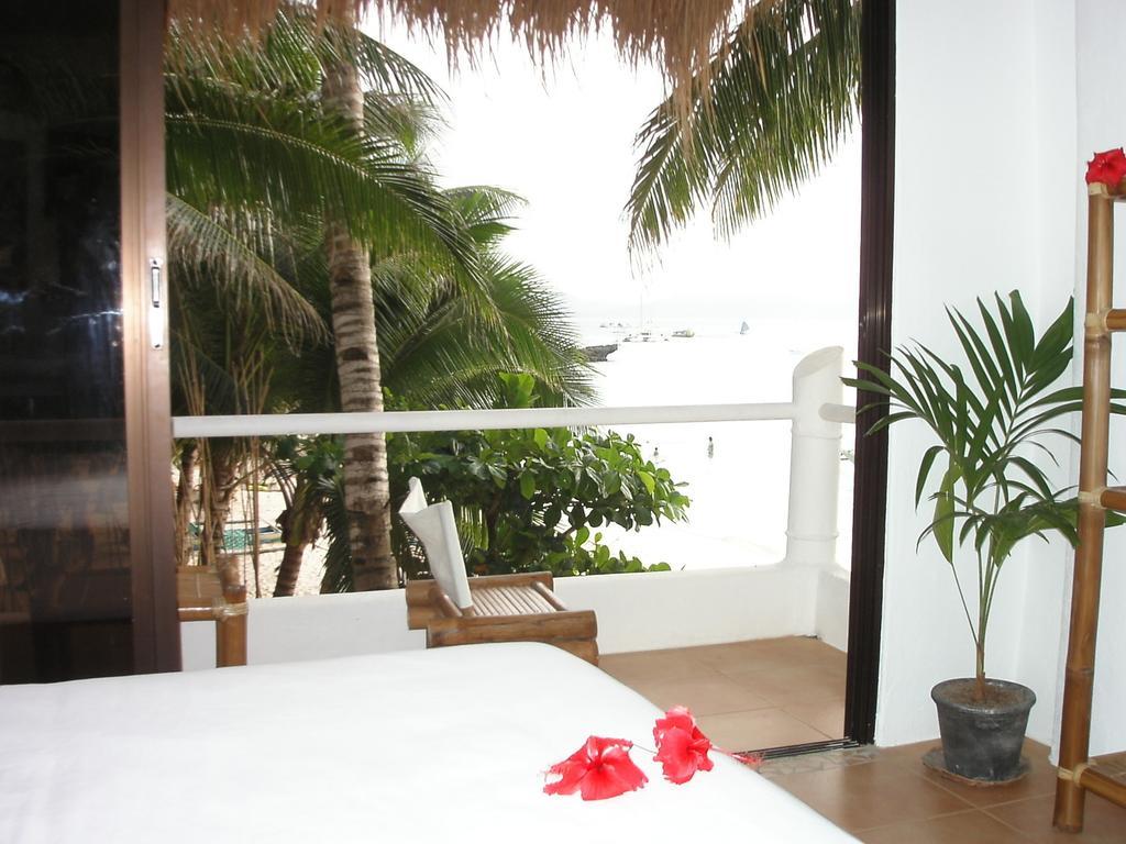 Artista Beach Villa Balabag  Rom bilde